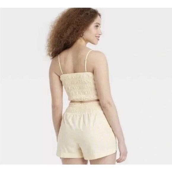 A New Day Women's XL Smocked Tank Top Yellow Stripe Cropped Shirt Stretchy - Picture 3 of 3